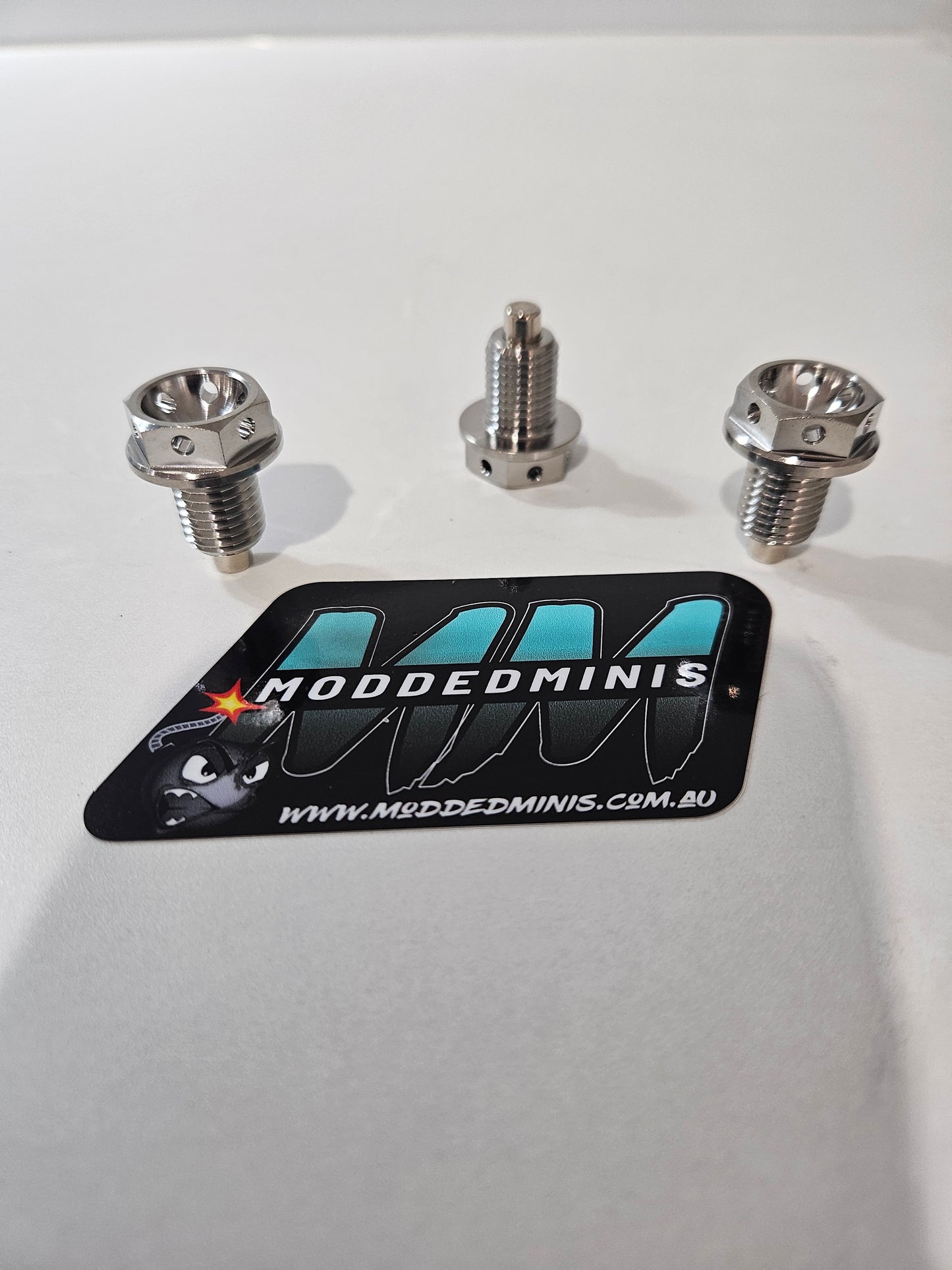 Titanium oil drain bung drill spec