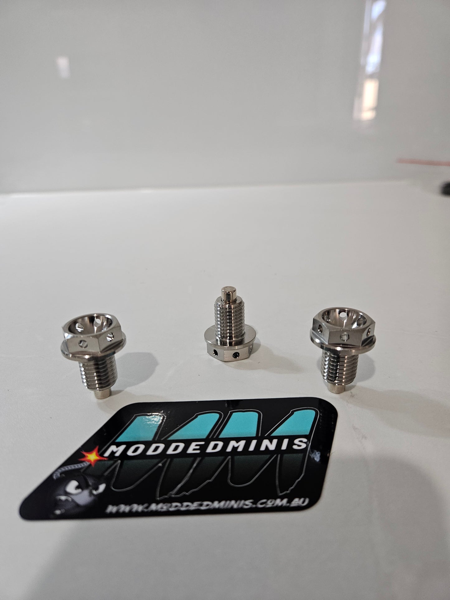 Titanium oil drain bung drill spec