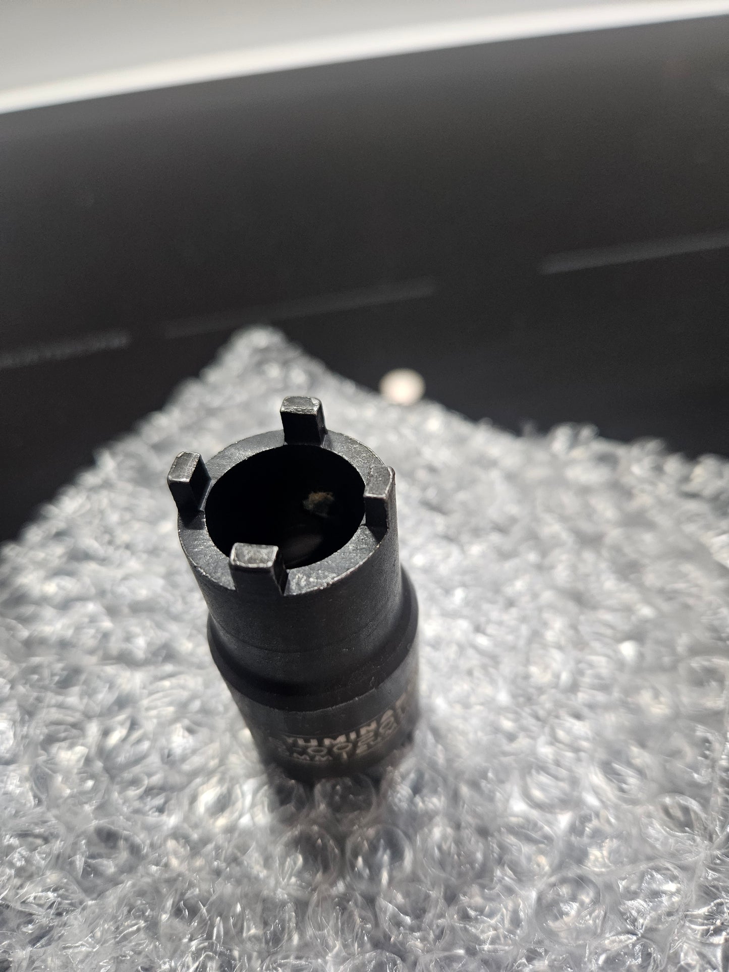 Clutch & oil spinner removal tool